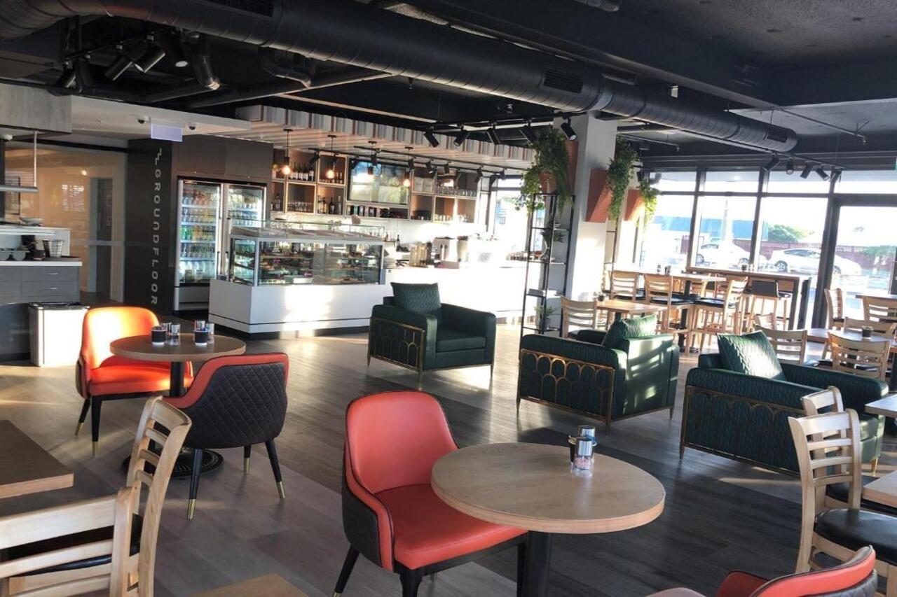 Ramada Suites by Wyndham Manukau Auckland Bagian luar foto