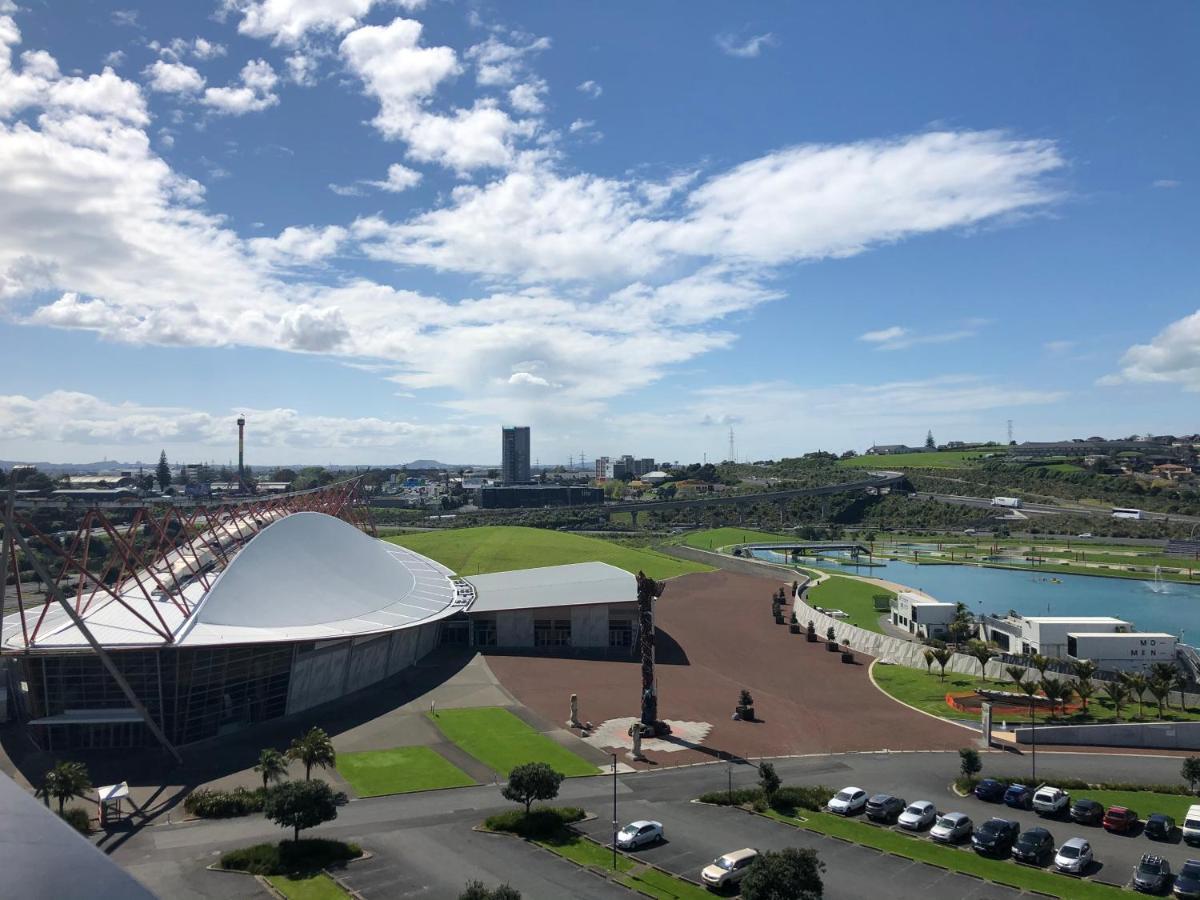Ramada Suites by Wyndham Manukau Auckland Bagian luar foto